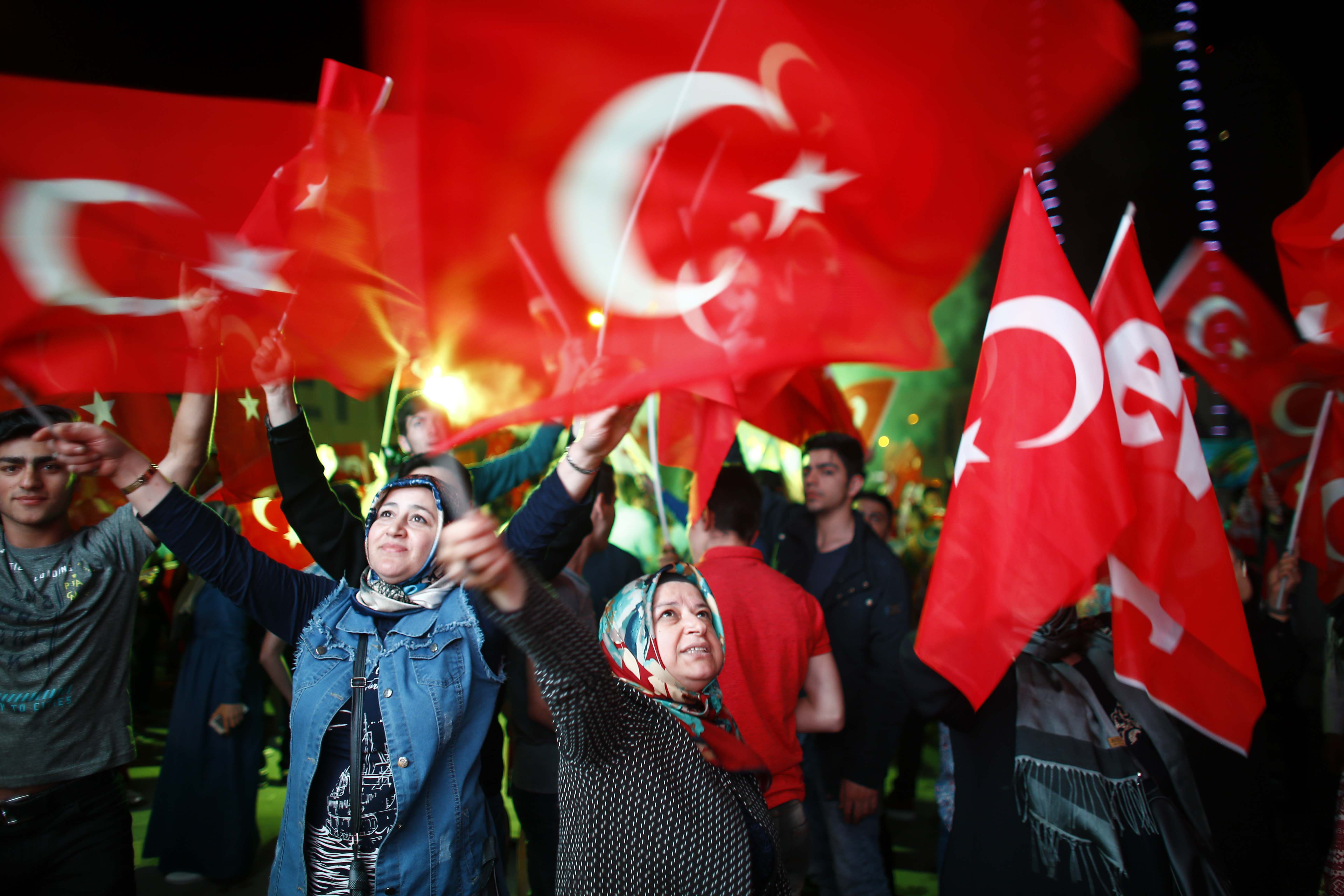 Τουρκία: «Όχι» στα αιτήματα ακύρωσης του αποτελέσματος του δημοψηφίσματος
