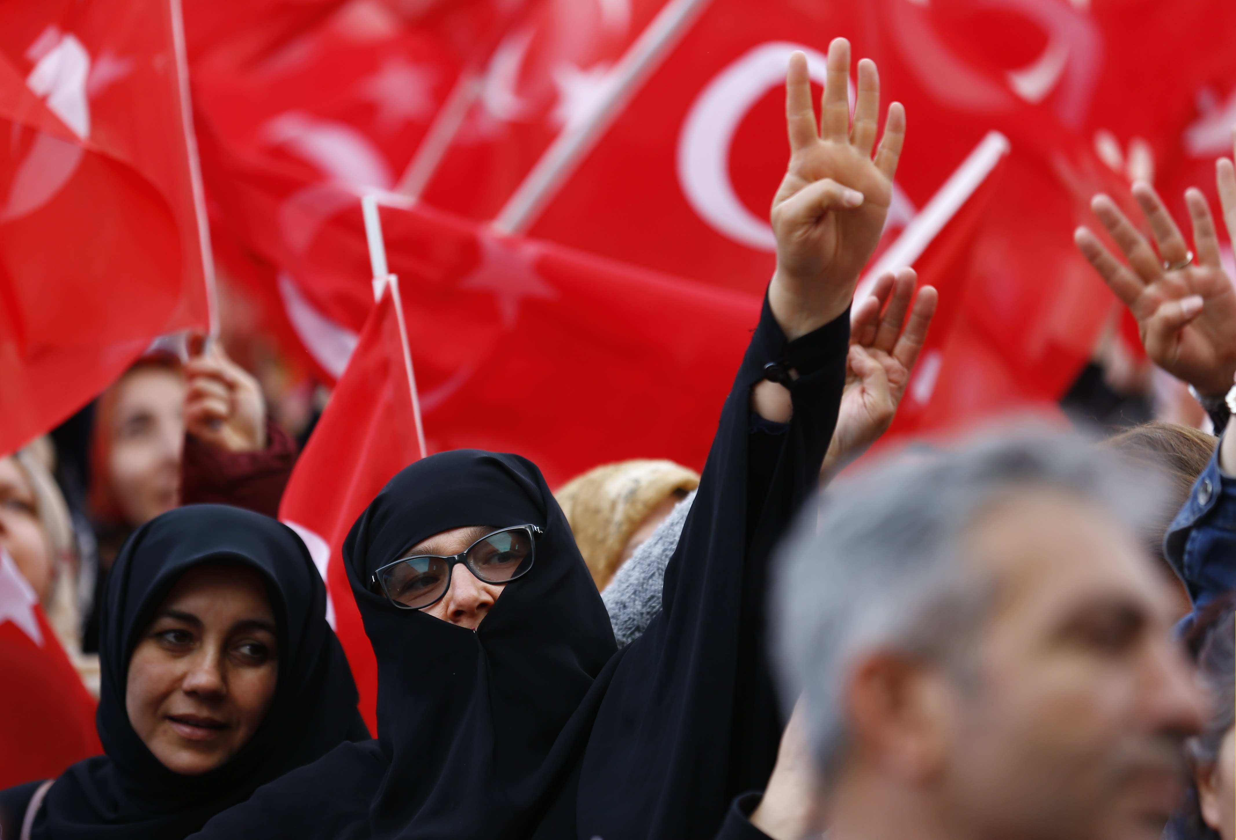 Τρίμηνη παράταση της κατάστασης έκτακτης ανάγκης στην Τουρκία