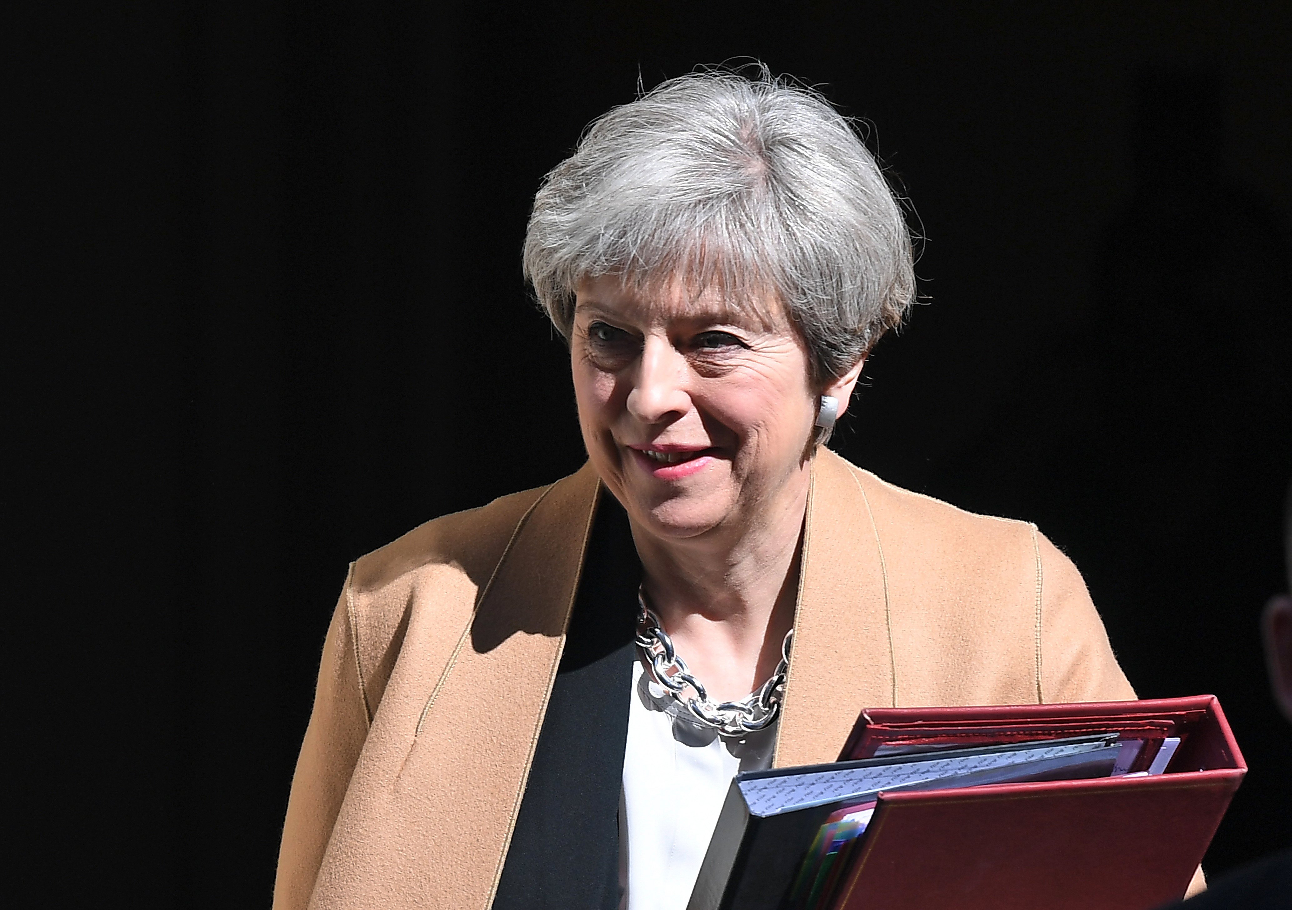 Μέι: Οι εκλογές θα προλάβουν αστάθειες ενόψει Brexit