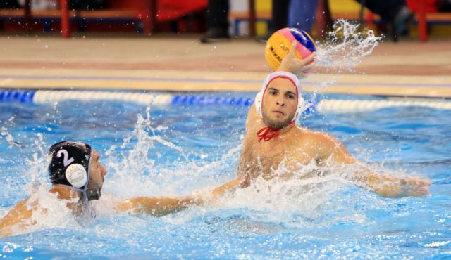 Ο Ολυμπιακός νίκησε 16-6 τον ΠΑΟΚ και έκανε το 1-0