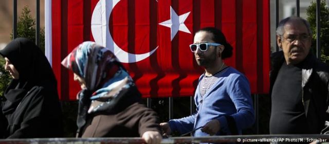 Γιατί οι Τούρκοι της Γερμανίας ψήφισαν «ναι»;