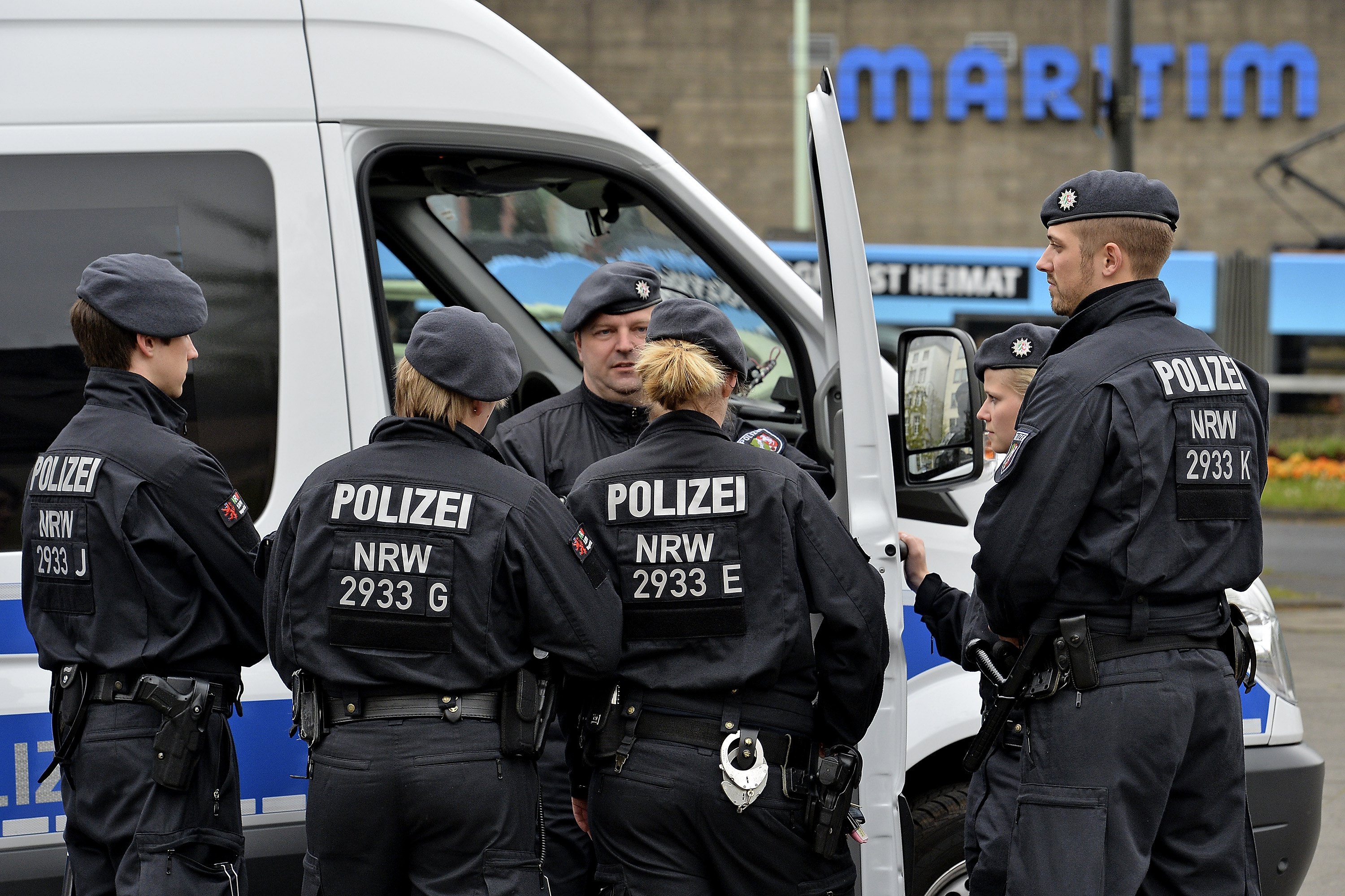 Ένας τραυματίας σε επίθεση κατά αστυνομικών στο Βερολίνο