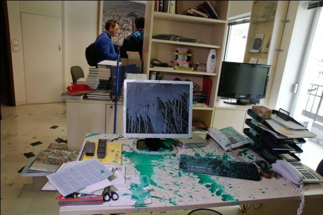 Θεσσαλονίκη: Εισβολή αγνώστων στα γραφεία της Καθημερινής