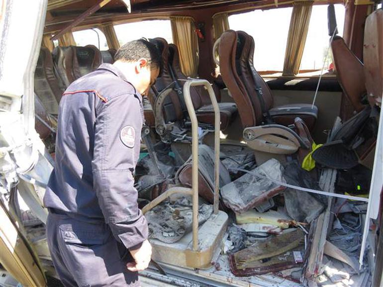 Έκρηξη σε μίνι-βαν που μετέφερε φοιτητές στην Κωνσταντινούπολη