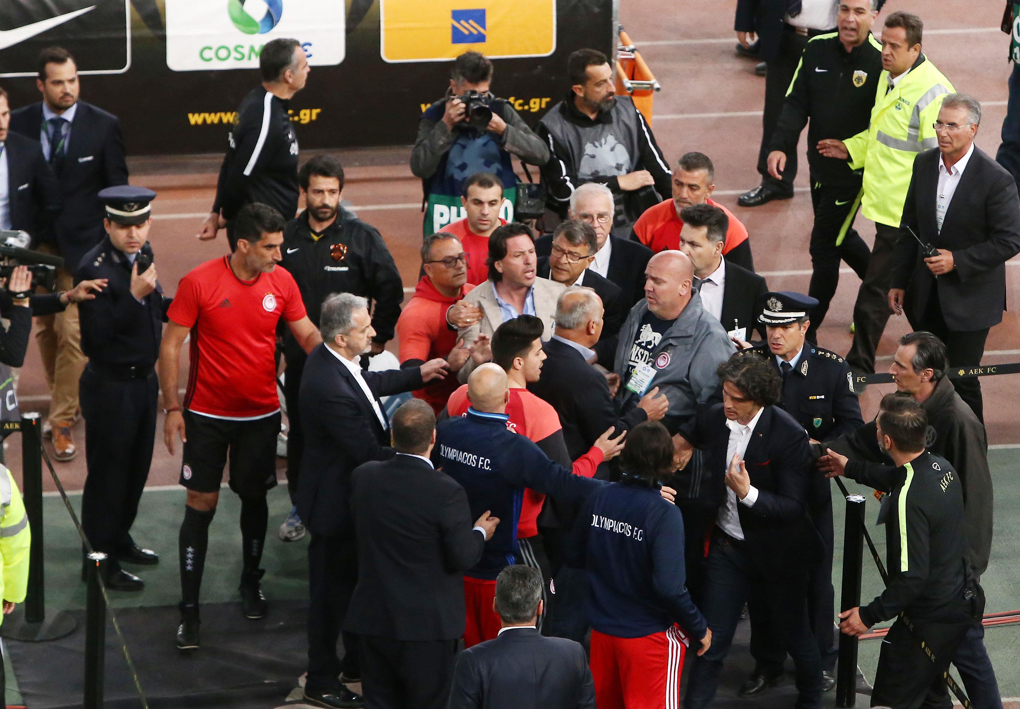 Καταγγελία της ΑΕΚ για «ερυθρόλευκη» επίθεση στον παρατηρητή ΔΕΑΒ