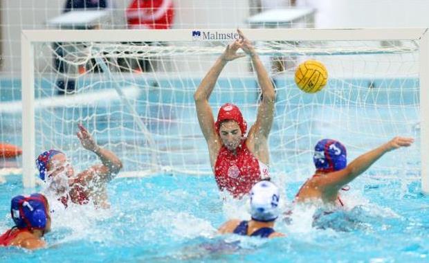 Ο Ολυμπιακός… εκτέλεσε τη Σαμπαντέλ στα πέναλτι και παίζει τελικό με Κίνεφ