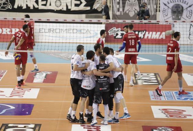 Πρώτη νίκη του ΠΑΟΚ κόντρα στον Ολυμπιακό και 1-1 οι τελικοί