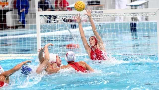 Ήττα του Ολυμπιακού από την Κίνεφ στον τελικό του πόλο