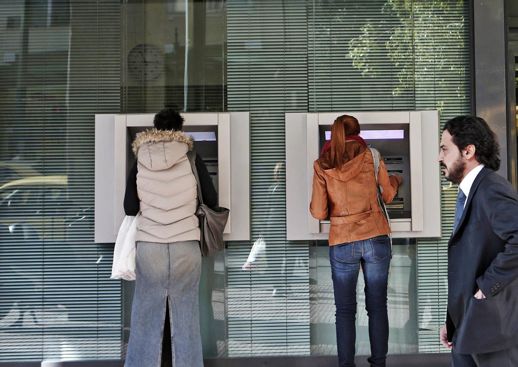 Προς νέα χαλάρωση των capital controls