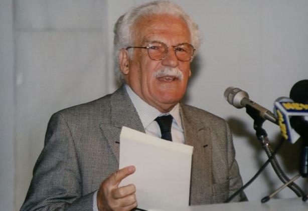 Πέθανε ο καθηγητής Αδαμάντιος Πεπελάσης