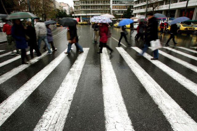 «Έμφραγμα» στους δρόμους της Αθήνας λόγω της βροχόπτωσης