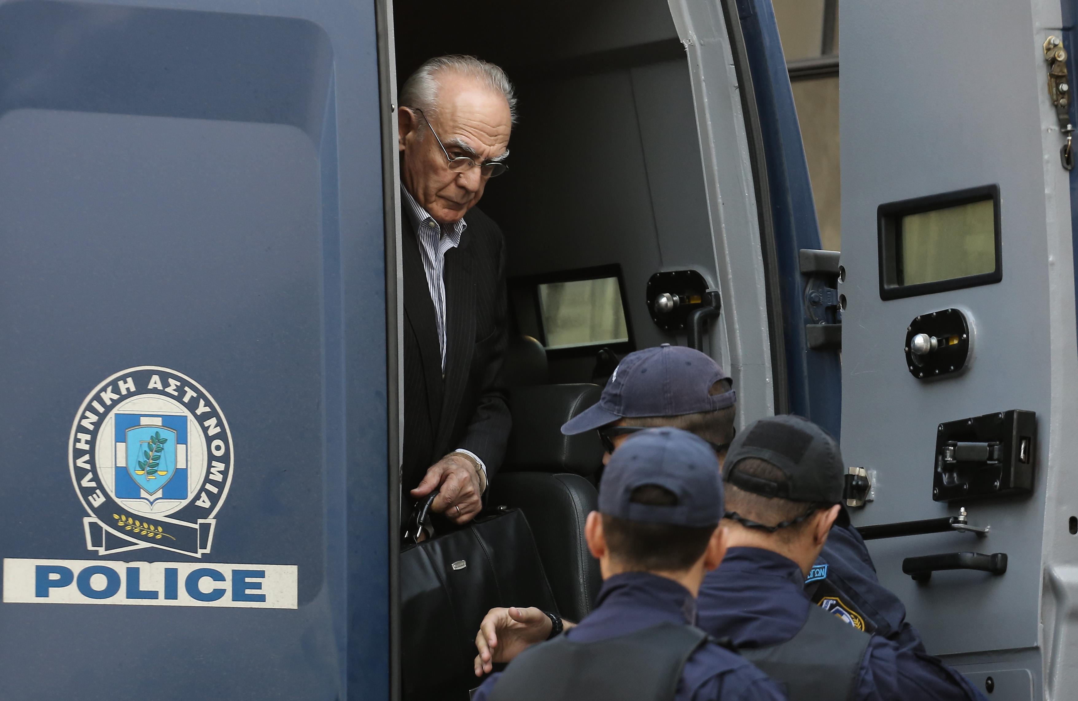 Τετάρτη, εκτός απροόπτου, η αποφυλάκιση Τσοχατζόπουλου