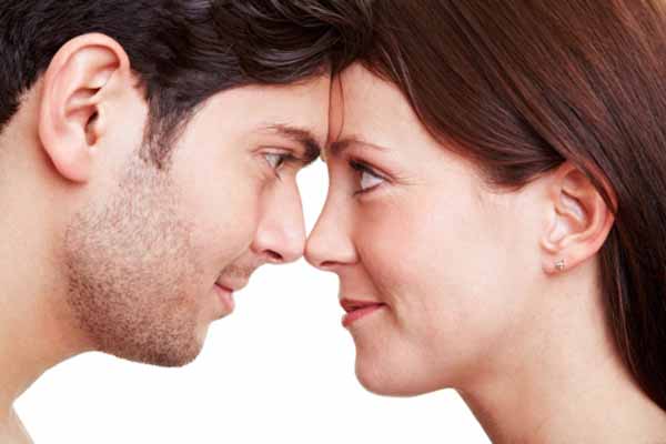 Ποια στοιχεία είναι απαραίτητα για μια ικανοποιητική ερωτική σχέση;