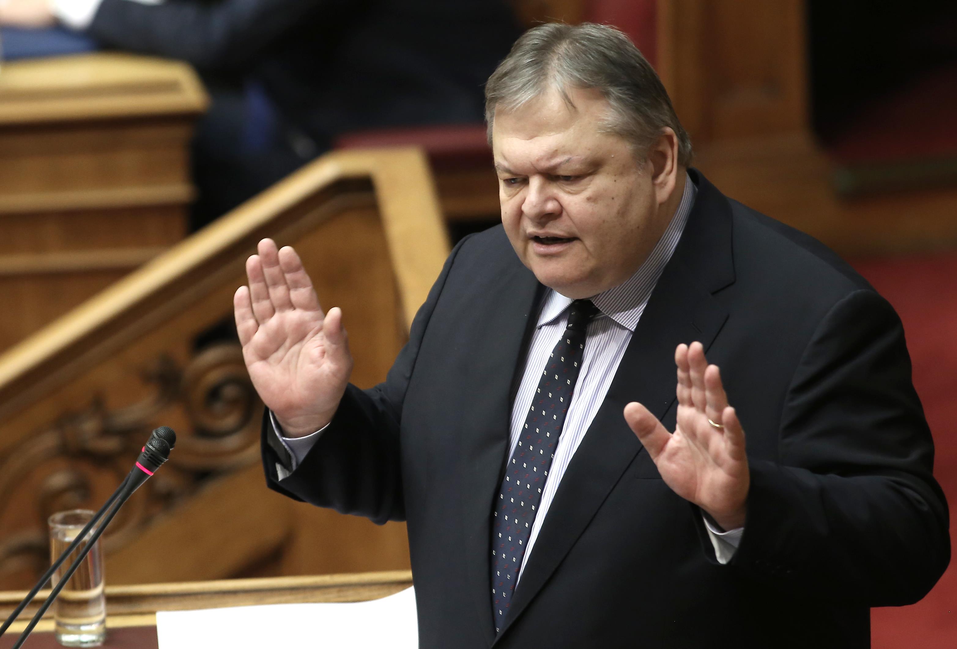 Βενιζέλος: Όσοι έχουν απορίες για τα σχέδιά μου, ας με ρωτούν