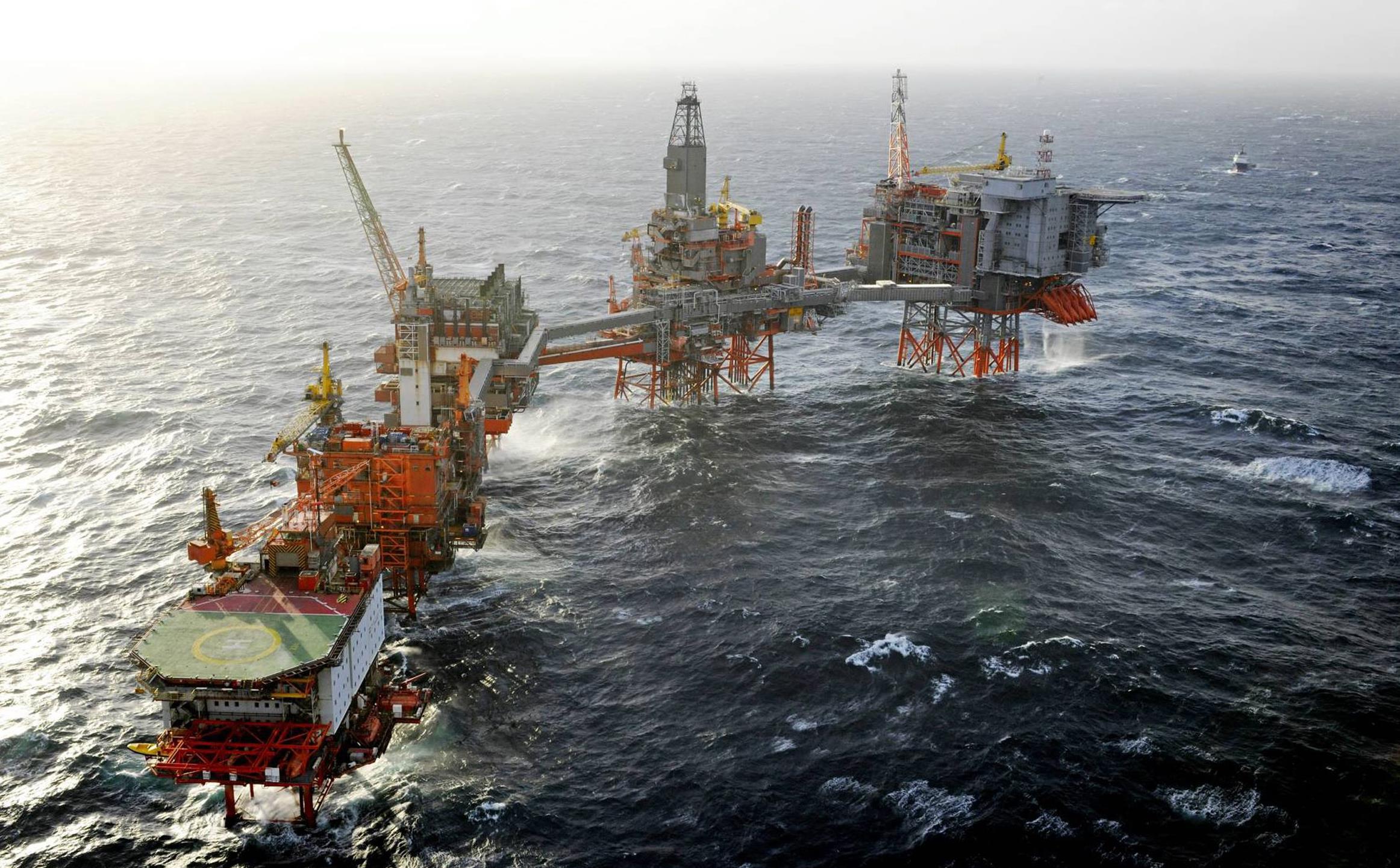 Την Πέμπτη υπογράφονται οι συμβάσεις με ΕΛΠΕ και Energean