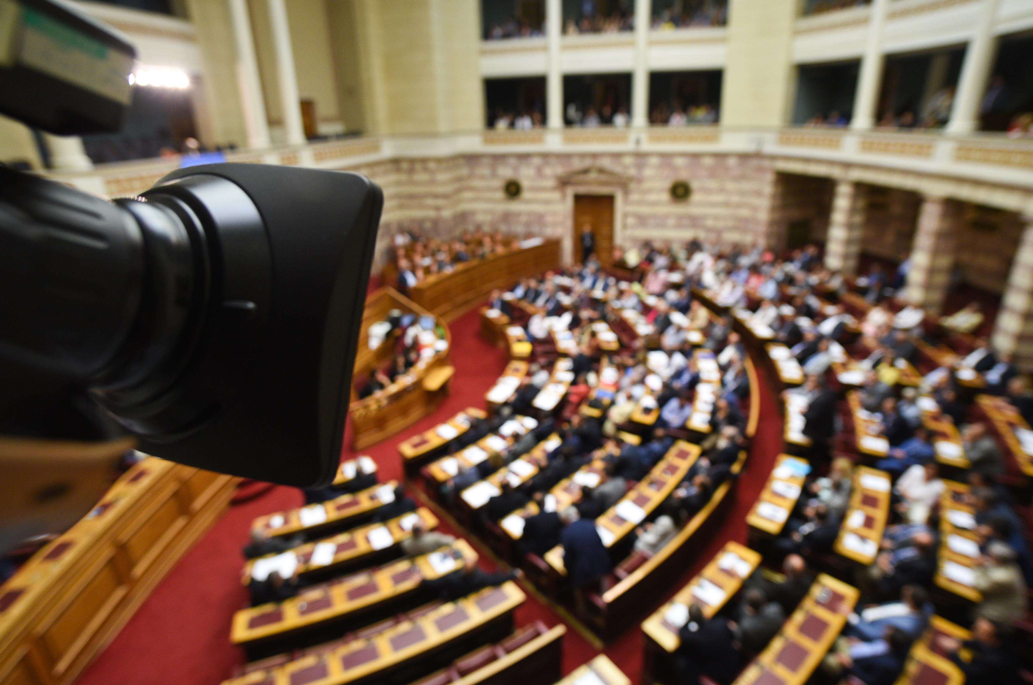 Υπερψηφίστηκε στη Βουλή η λειτουργία του τεμένους στο Βοτανικό