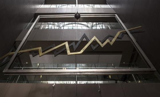 Σε αρνητικό έδαφος το Χρηματιστήριο την Τρίτη