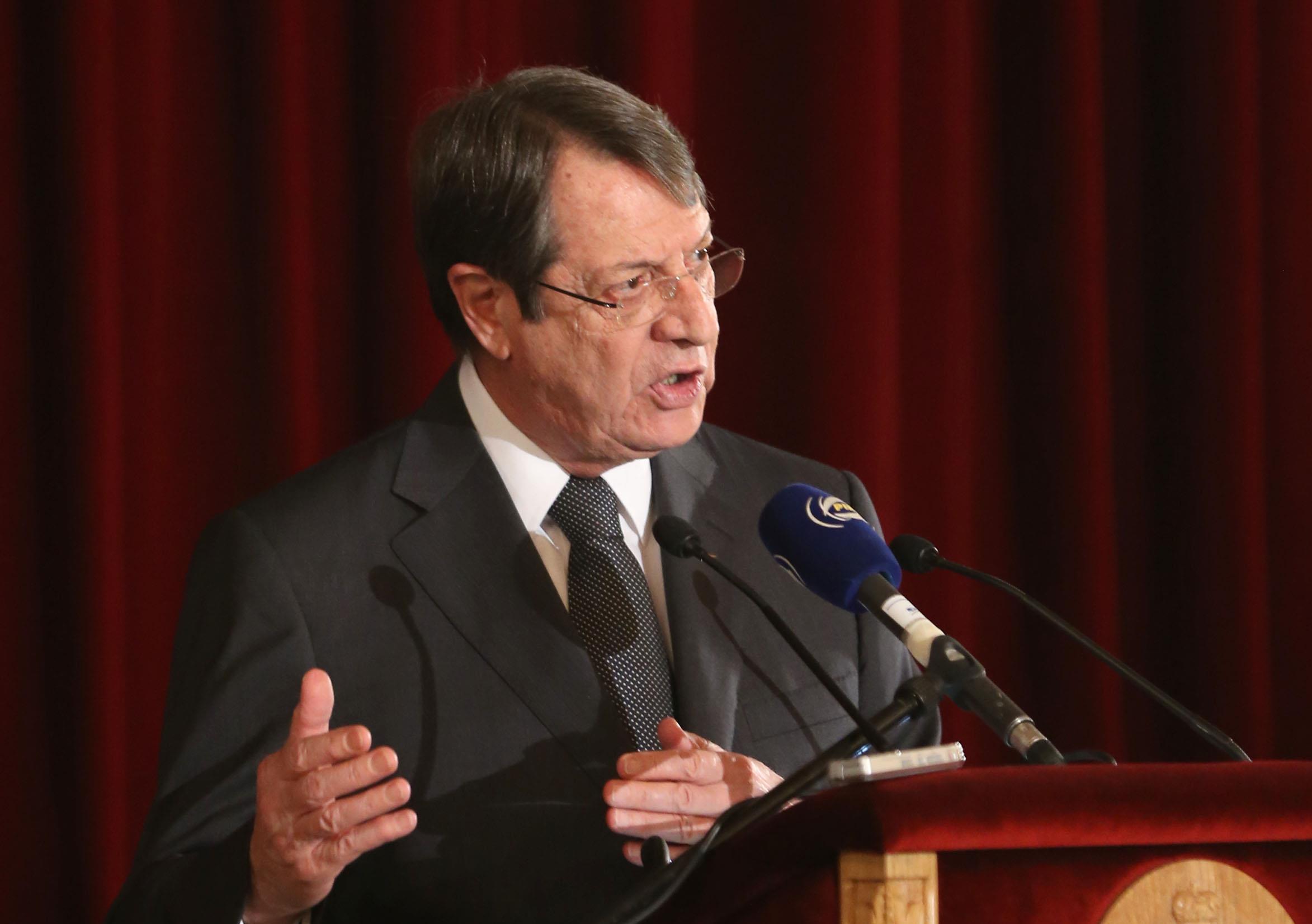 Βολές Αναστασιάδη κατά Αϊντα για τη στάση του στις διαπραγματεύσεις