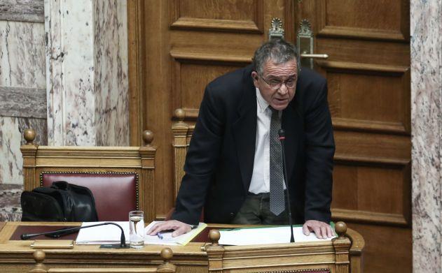 Μουζάλας: Στόχος να αναλάβουν οι δήμοι την ένταξη των μεταναστών