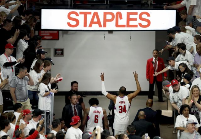 Προβάδισμα οι Σέλτικς, στα ημιτελικά οι Τζάζ, «αντίο» από Πιρς