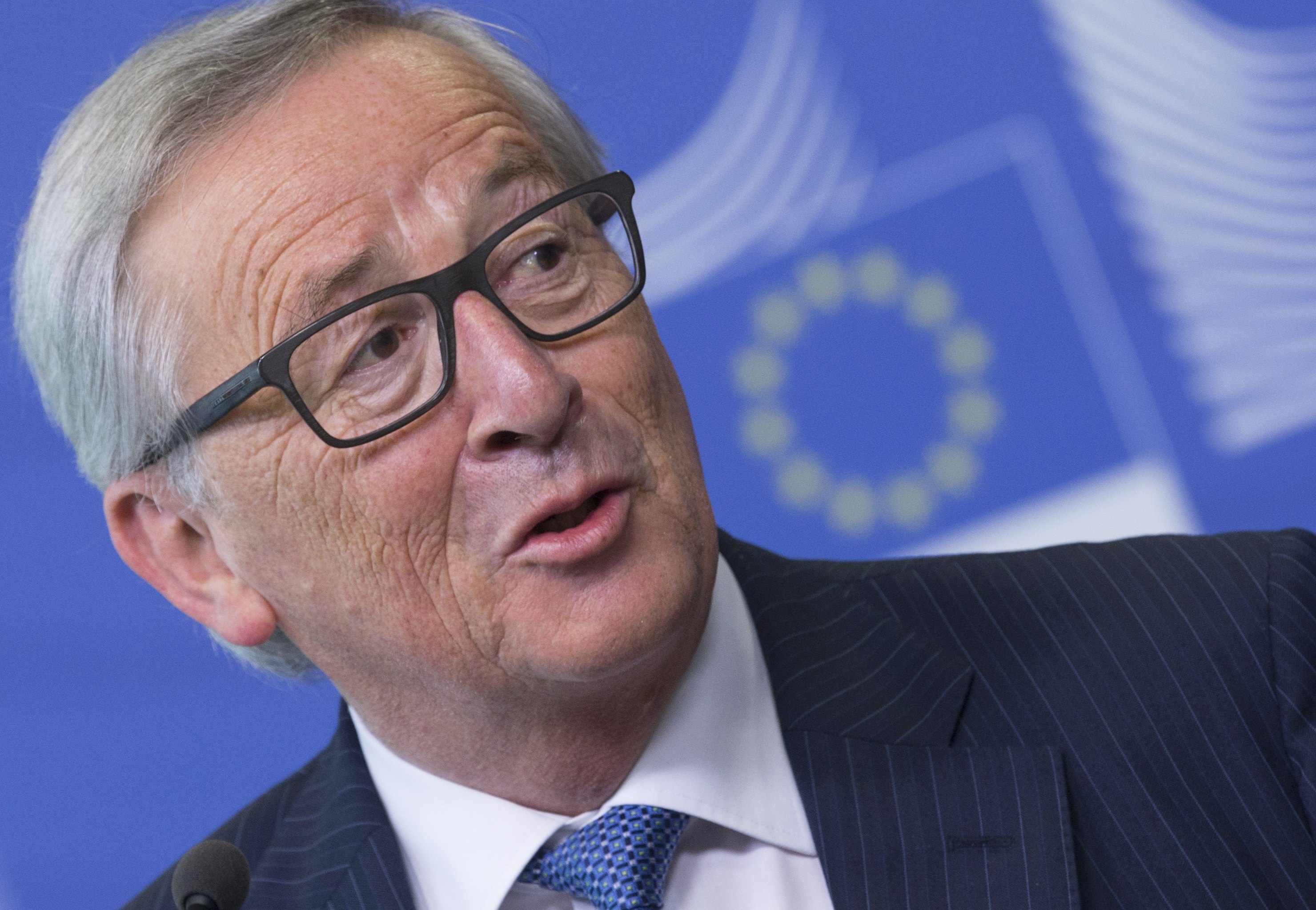 Γιούνκερ: Δεν γίνεται ακριβώς έτσι κ. Τραμπ