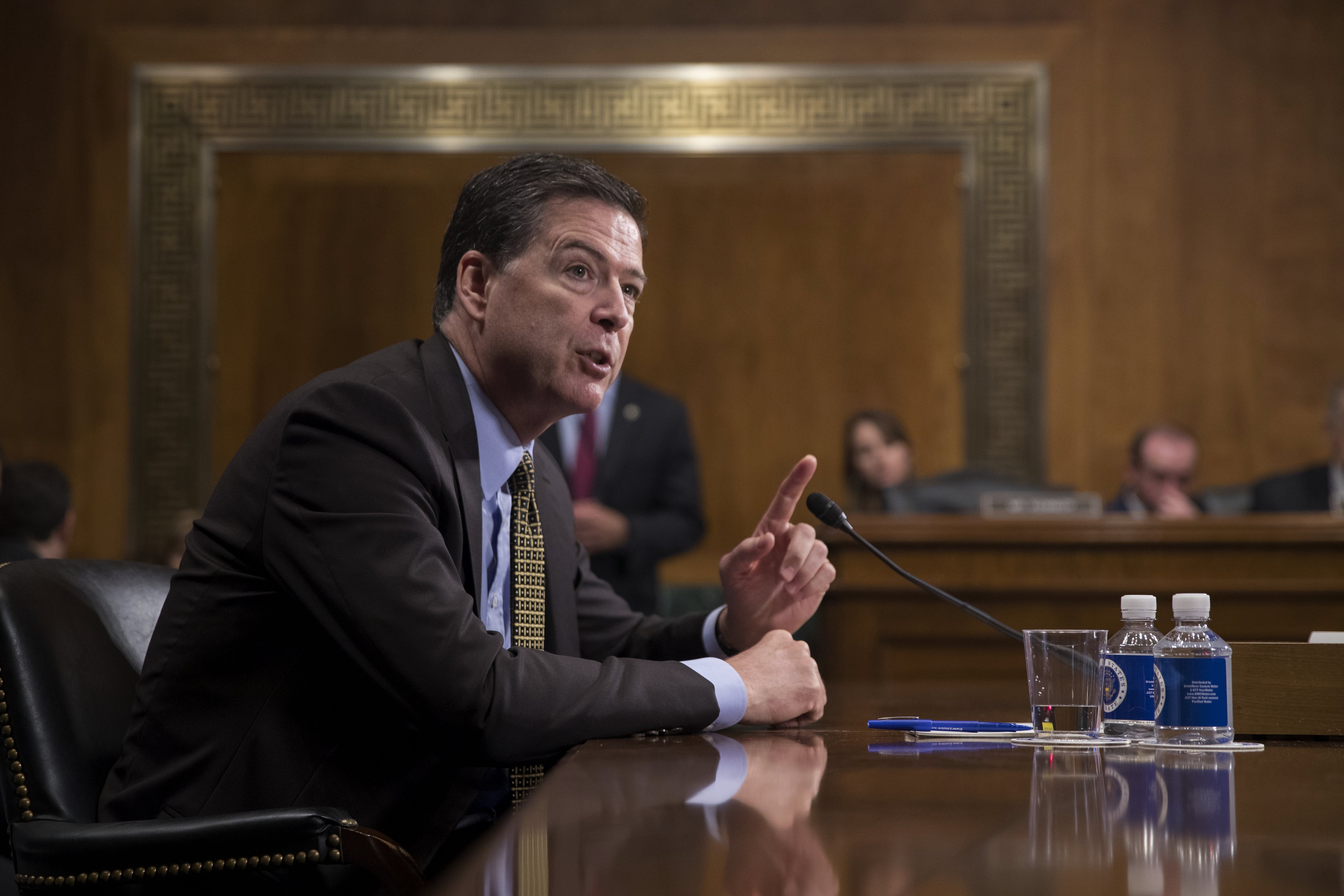 Απορρίπτει το FBI τις κατηγορίες ότι η έρευνά του επηρέασε τις εκλογές