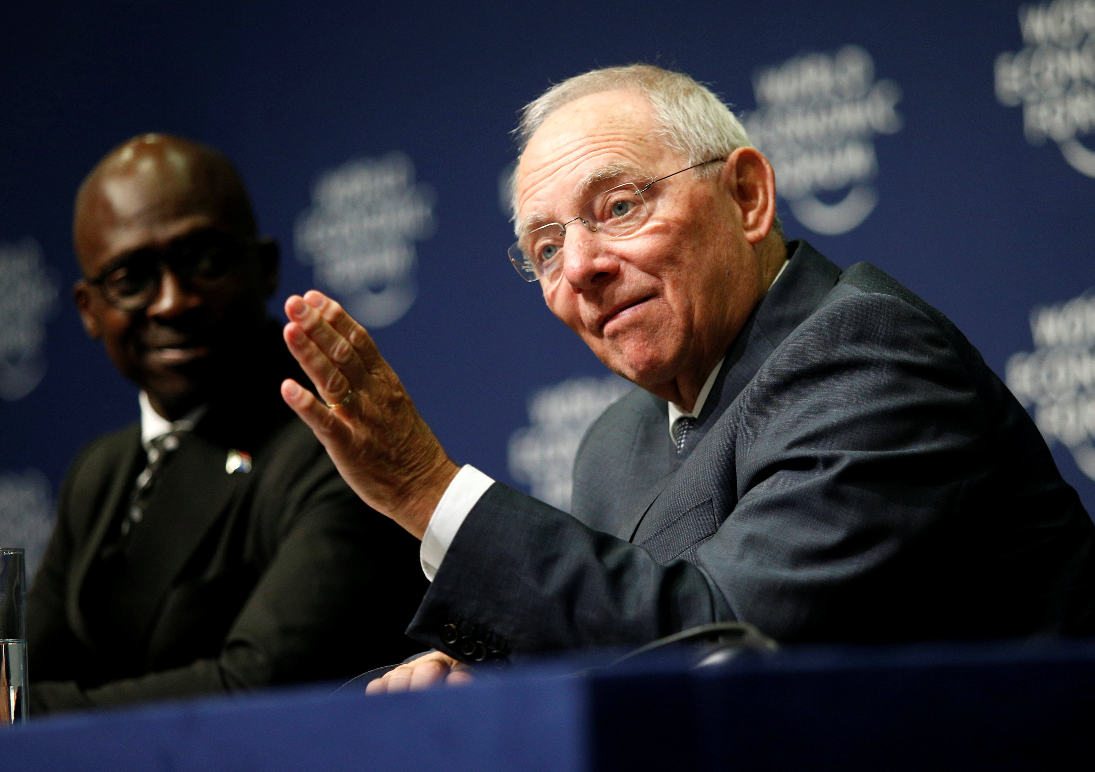 Σόιμπλε: Παραμένουν οι διαφορές για το χρέος, θα προσπαθήσουμε για λύση