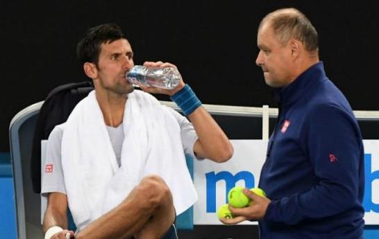 Ο ντεφορμέ Τζόκοβιτς ανακοίνωσε αλλαγή του τεχνικού τιμ