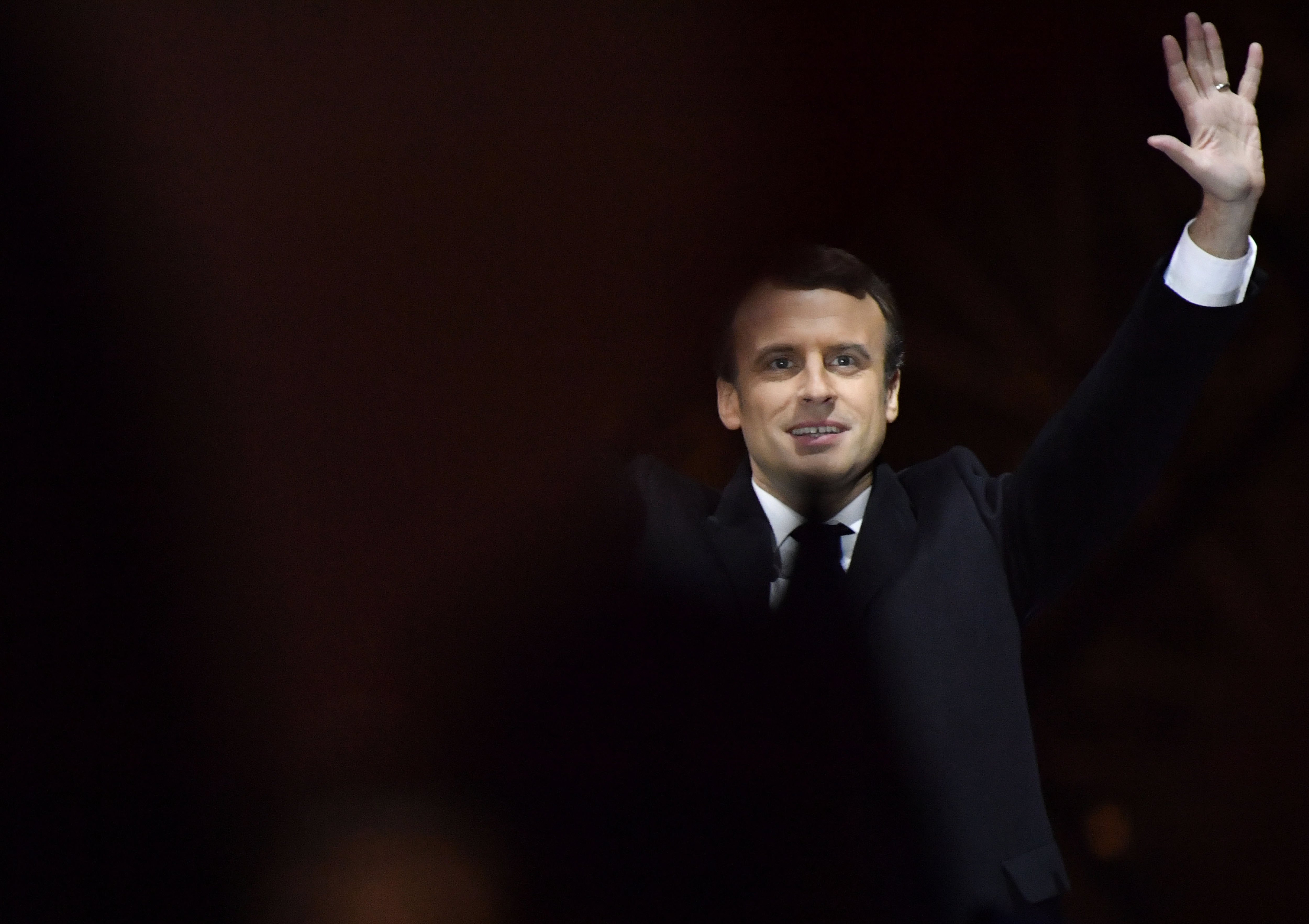 Γαλλία: Πρώτο στην πρόθεση ψήφου το κόμμα του Εμανουέλ Μακρόν