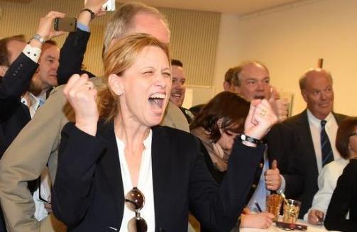 Θρίαμβος για CDU-κόλαφος για SPD