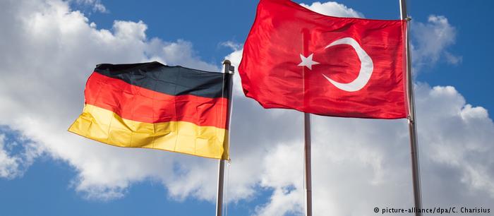 Γερμανικό άσυλο σε τούρκους αξιωματικούς