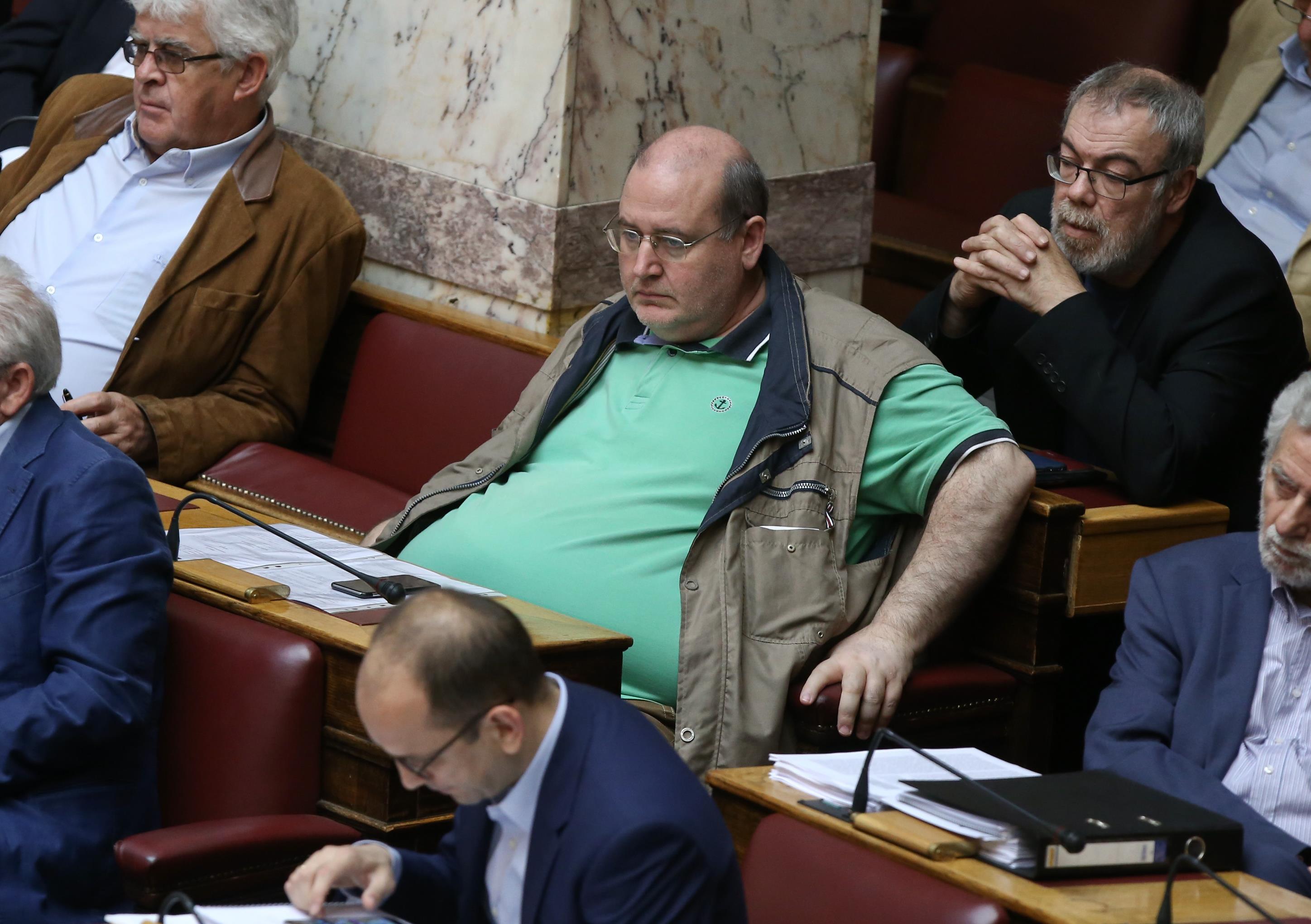 Φίλης: Η αλήθεια δεν υποτάσσεται, μνημόνιο ψηφίζουμε