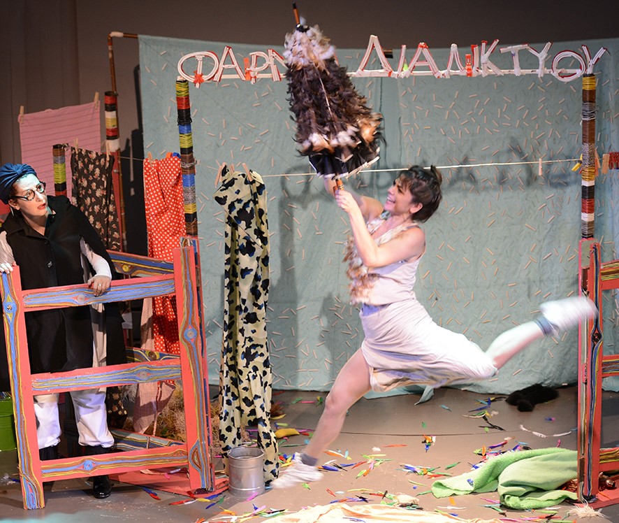 «Η Φάρμα του Διαδικτύου»: Η βραβευμένη παιδική παράσταση στο θέατρο Πέτρας