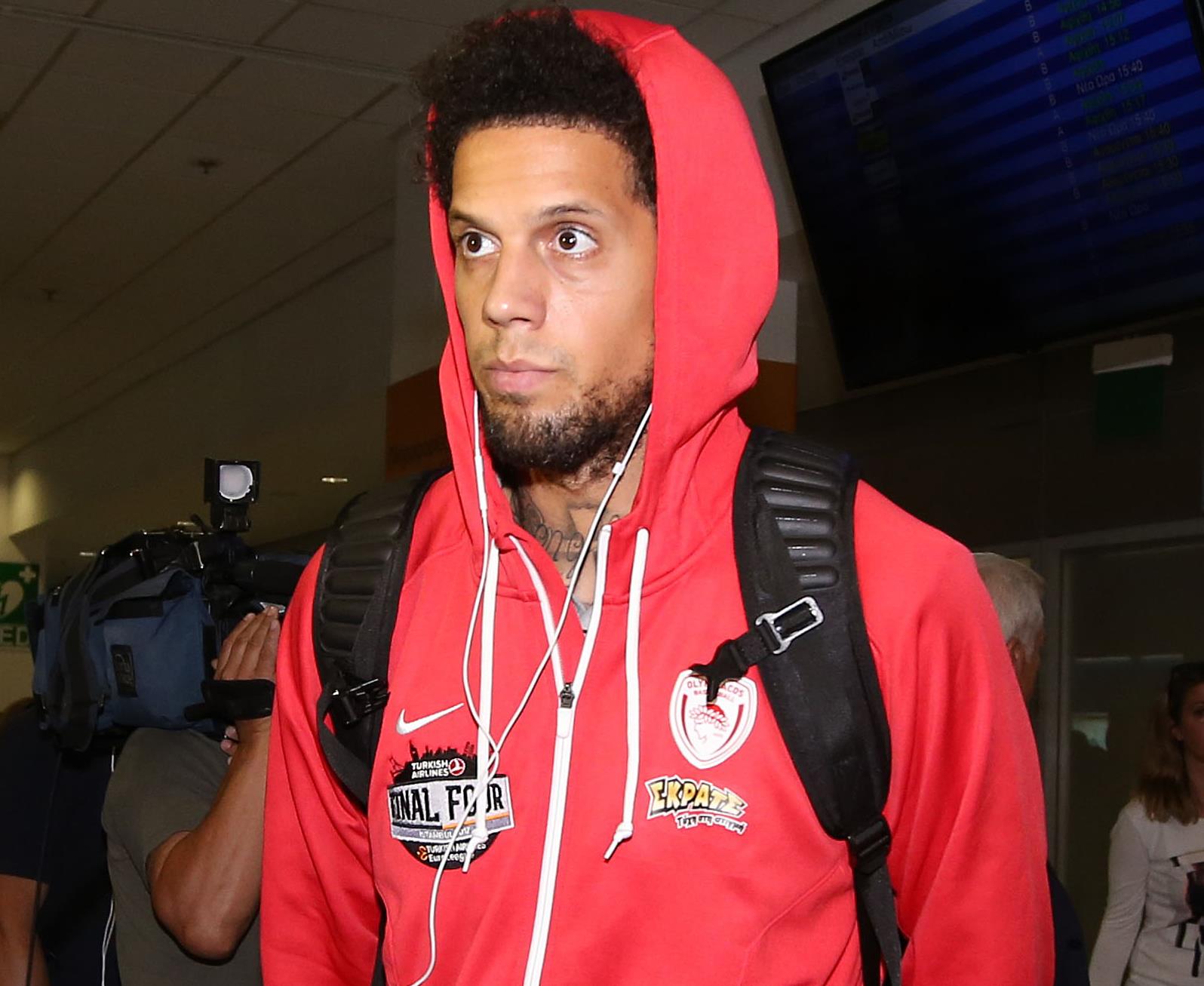 Συγκινητική επιστολή του Χάκετ στον Ντατόμε