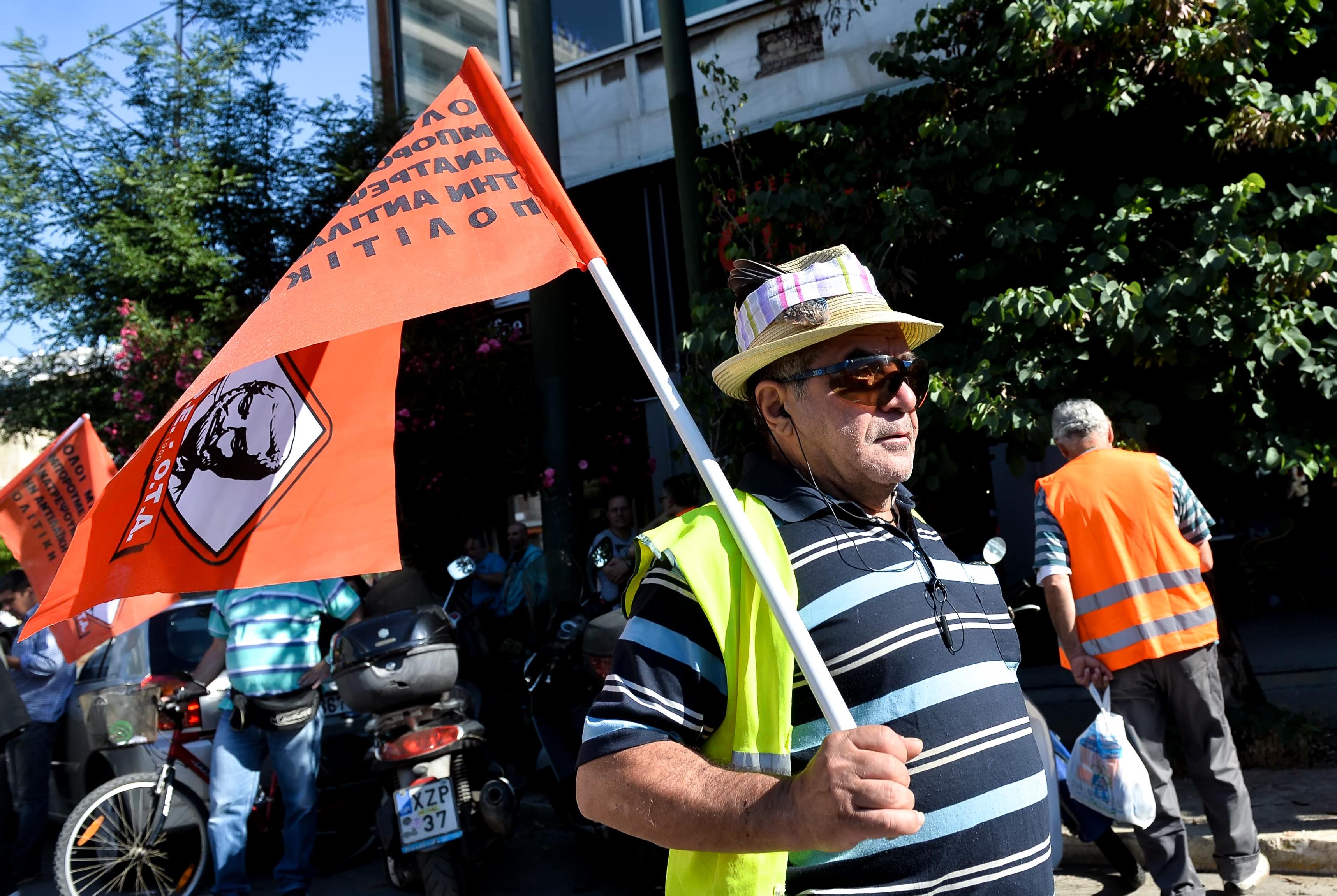 Με Σκουρλέτη συναντήθηκαν οι συμβασιούχοι της ΠΟΕ-ΟΤΑ