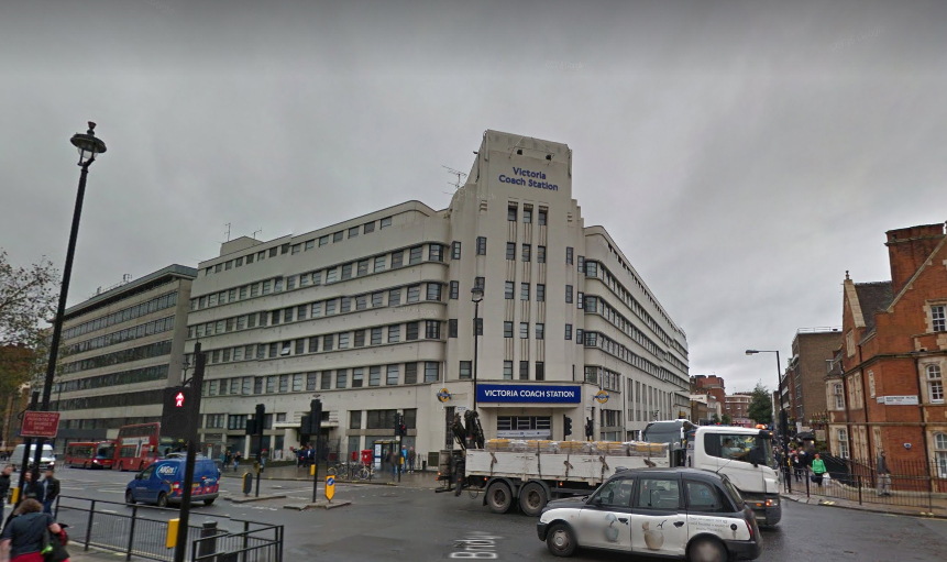 Συναγερμός λόγω ύποπτου πακέτου σε σταθμό λεωφορείων του Λονδίνου