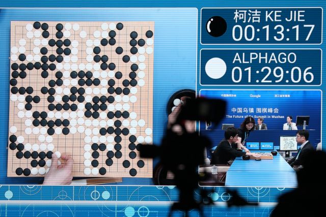 Υπέρ του Google AlphaGo η πρώτη παρτίδα Go κόντρα στον κινέζο πρωταθλητή