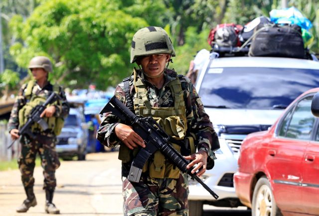 O (στρατιωτικός) νόμος του Ντουτέρτε στο Μιντανάο των Φιλιππίνων