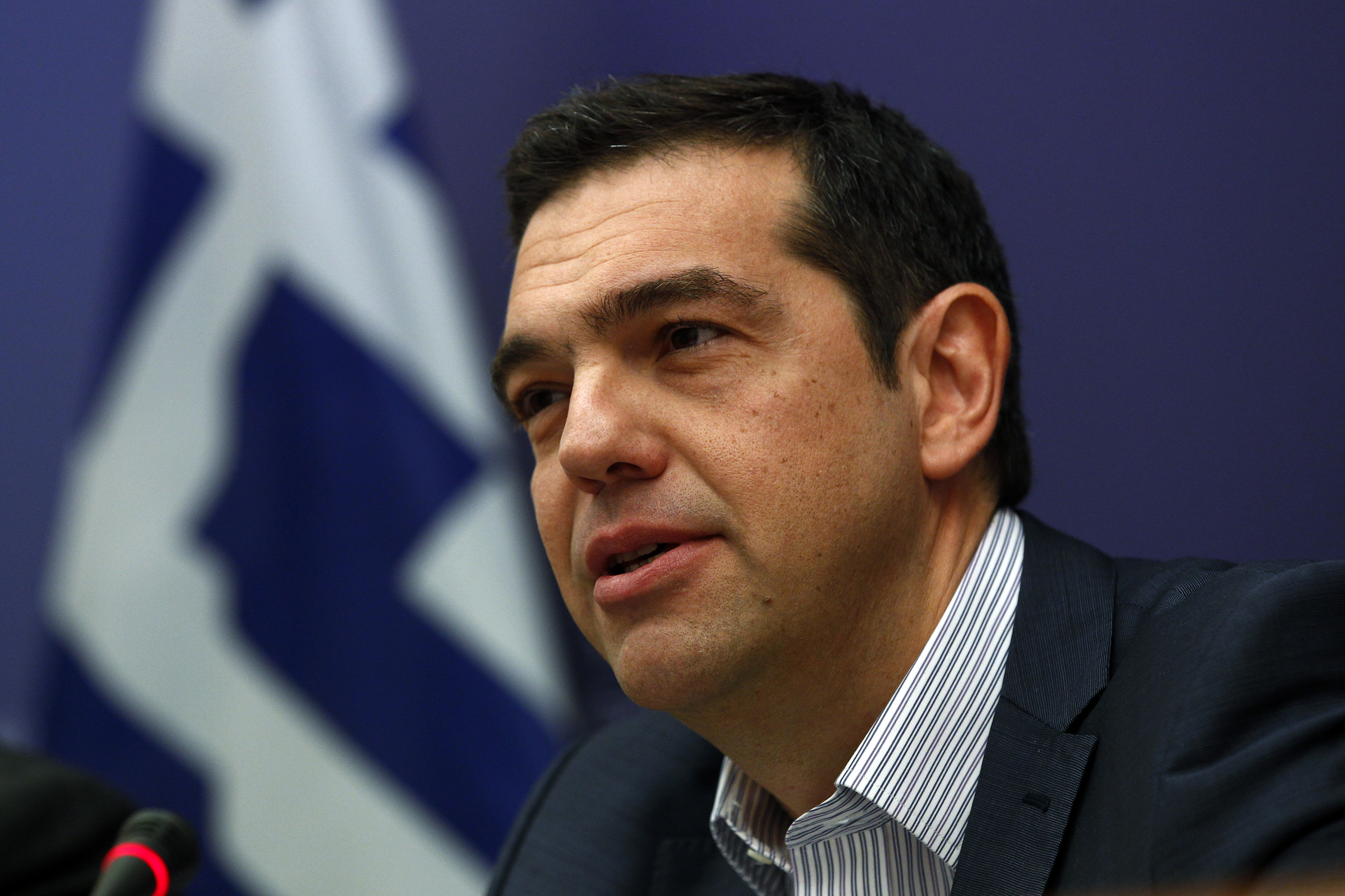 Τσίπρας: Έξοδος στις αγορές, «με λύση Σόιμπλε ή καλύτερη»