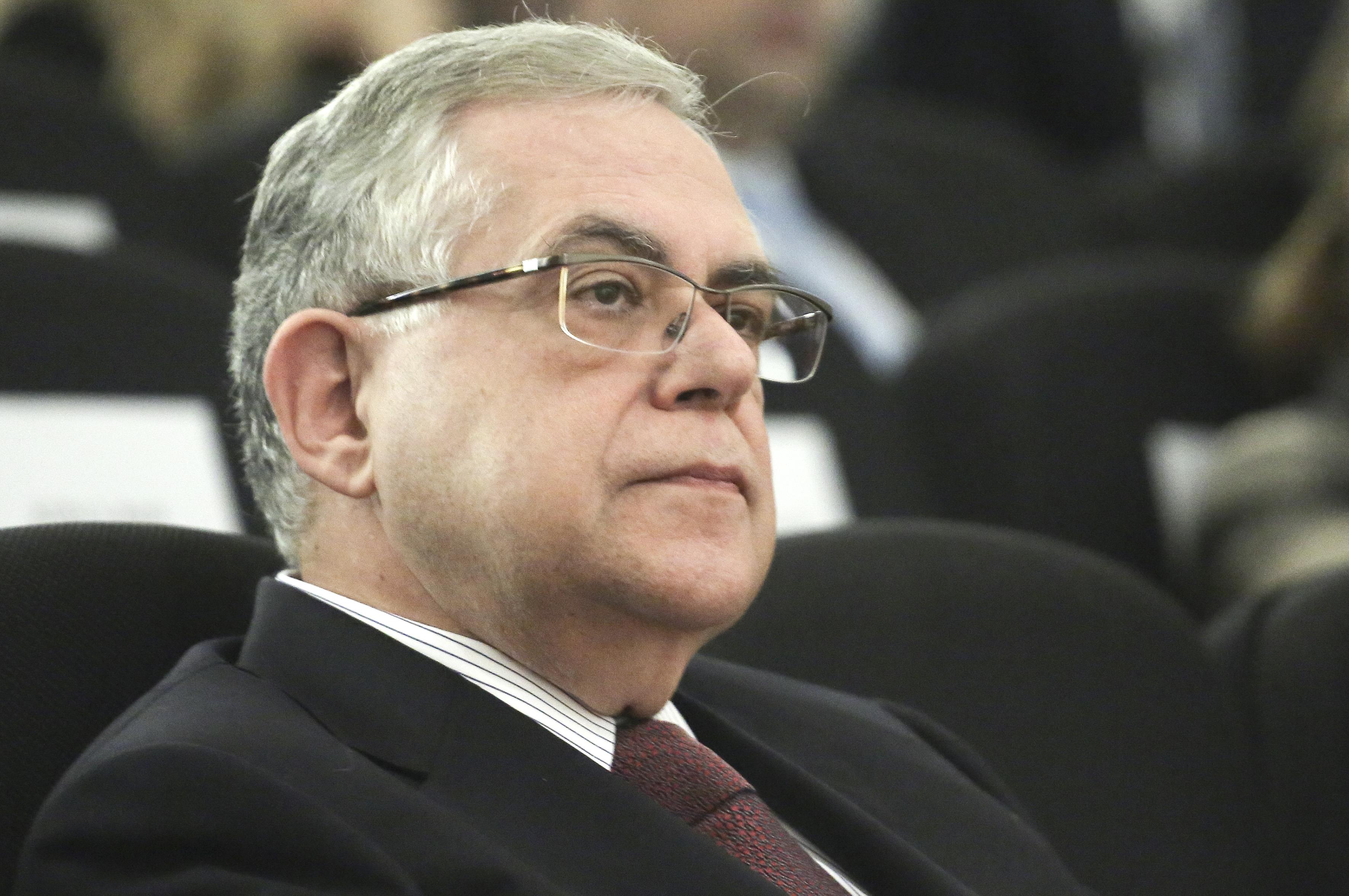 Σύσσωμος ο πολιτικός κόσμος καταδικάζει την επίθεση στον Λ.Παπαδήμο