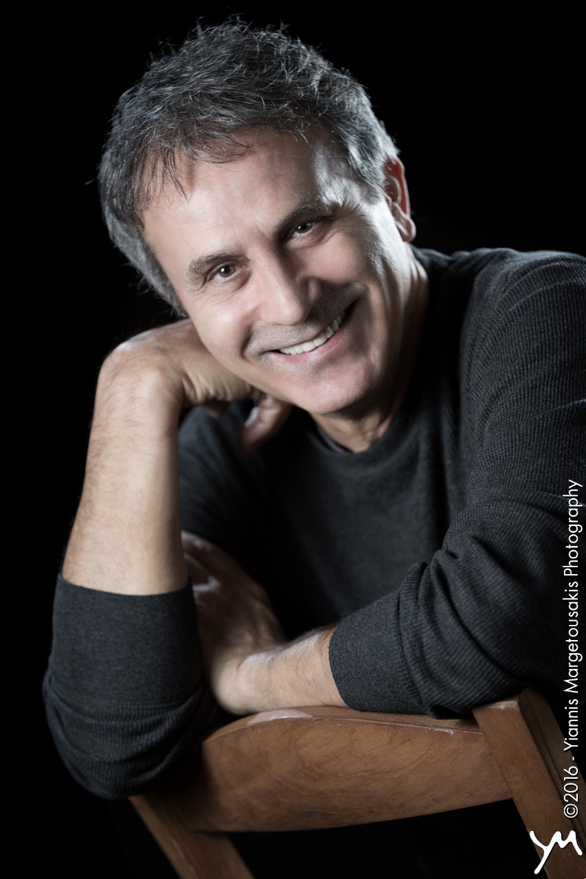 Γιώργος Νταλάρας: συναυλία αλληλεγγύης στο Περιστέρι