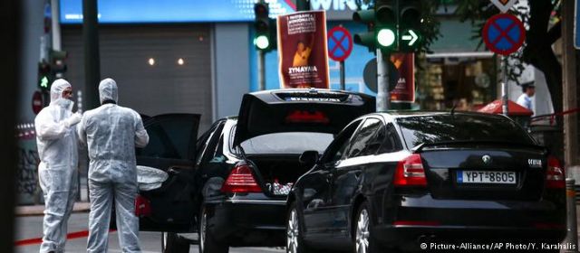 Το Βερολίνο καταδικάζει την επίθεση στον Λουκά Παπαδήμο