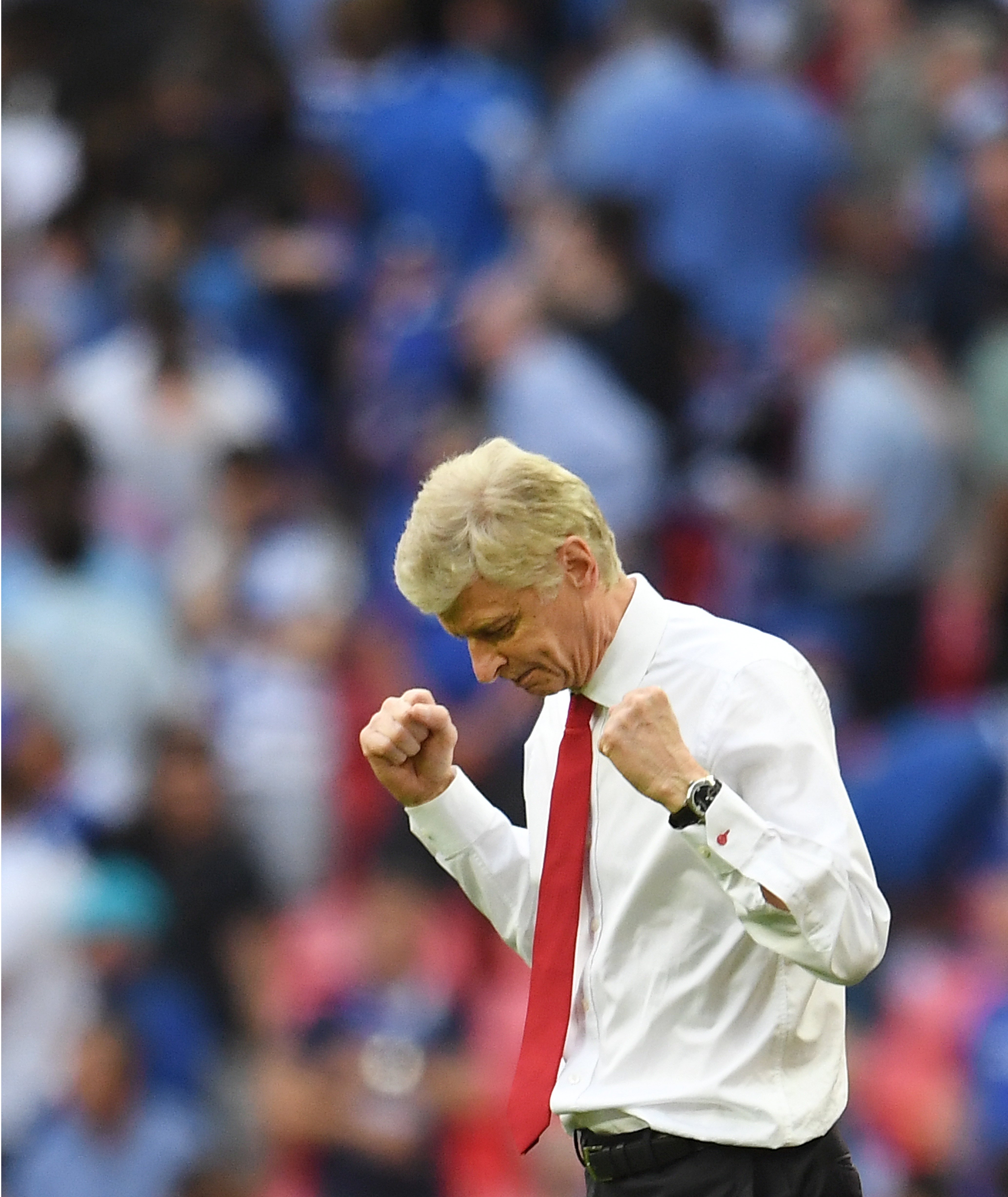 Η κατάκτηση του Κυπέλλου… κρατάει τον Βενγκέρ στην Αρσεναλ