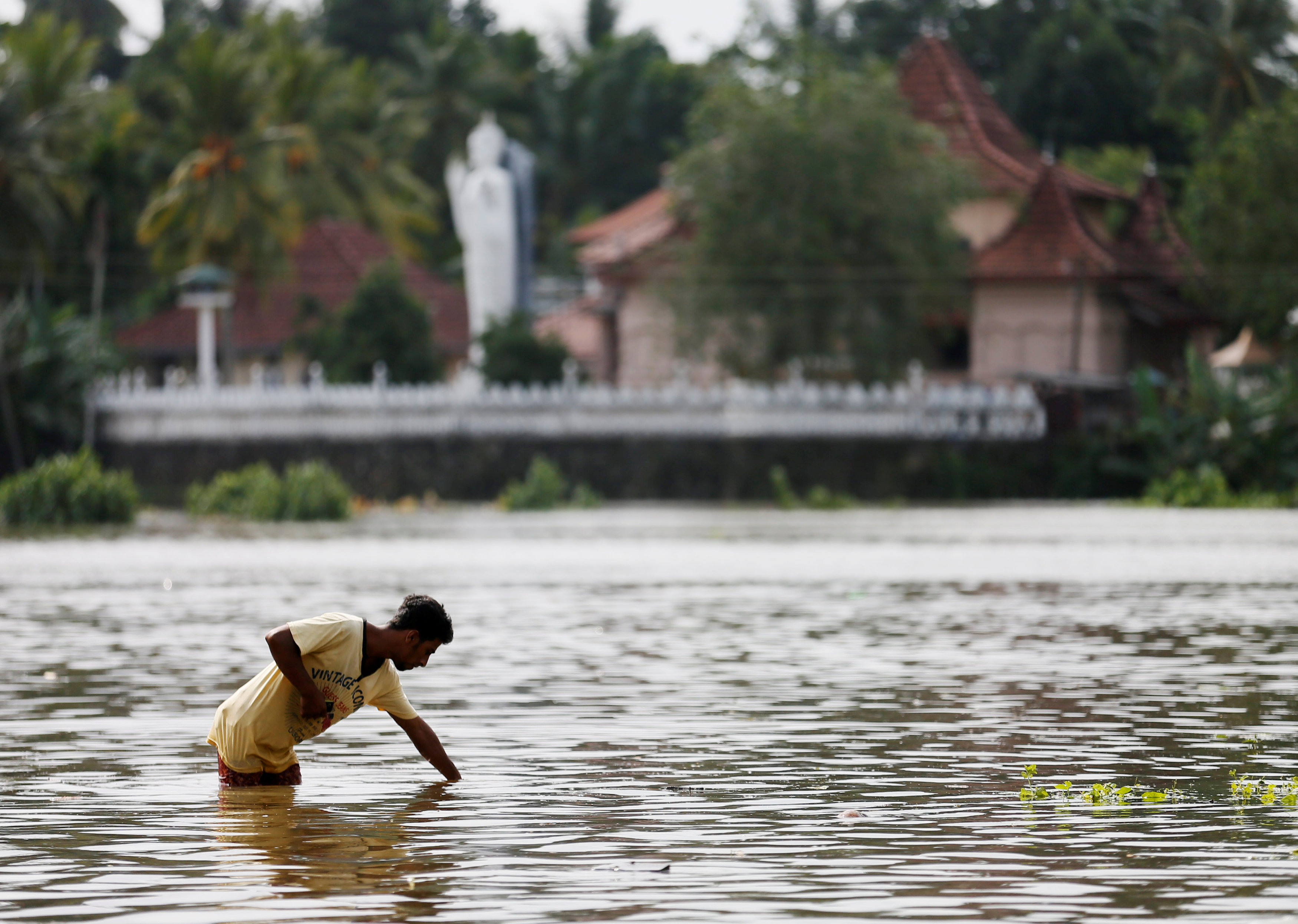 Πάνω από 150 νεκροί από πλημμύρες και κατολισθήσεις στη Σρι Λάνκα