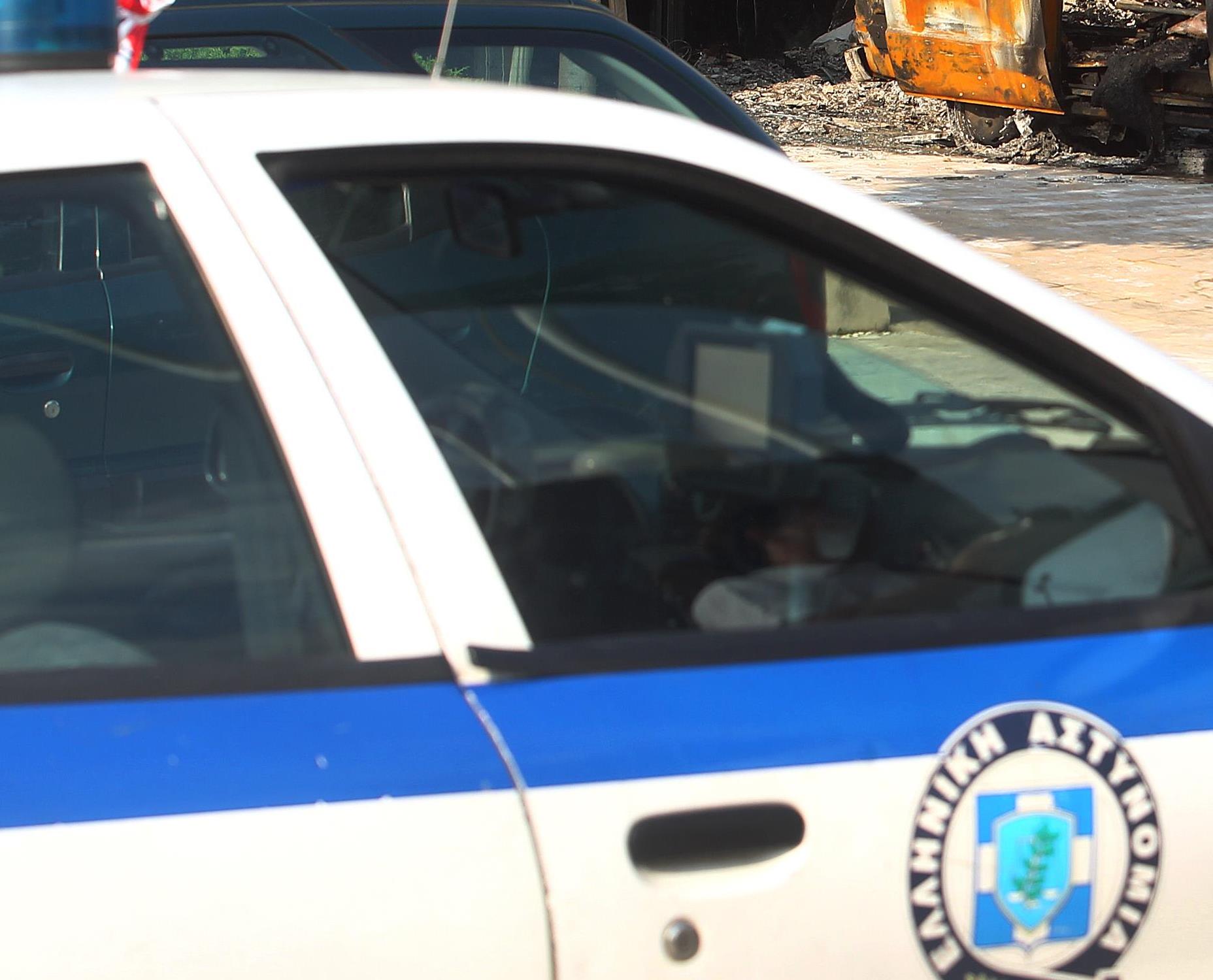 Εξαρθρώθηκε σπείρα που είχε διαπράξει κλοπές σε 10 νομούς της χώρας