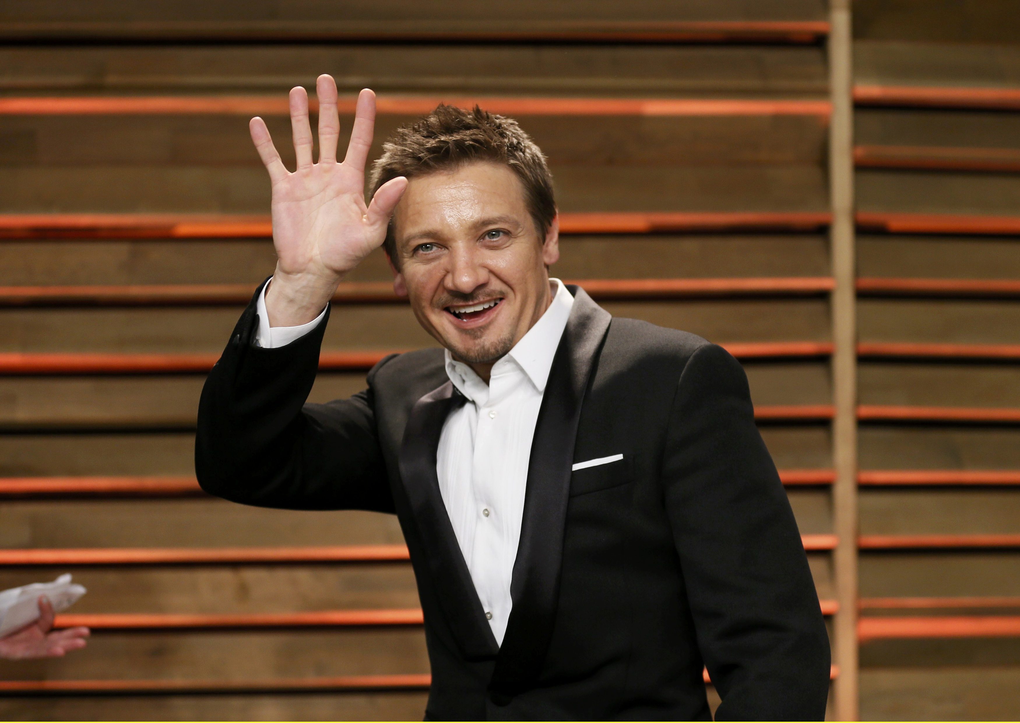 Ούμα Θέρμαν και Τζέρεμι Ρένερ τιμά το Φεστιβάλ του Κάρλοβι Βάρι