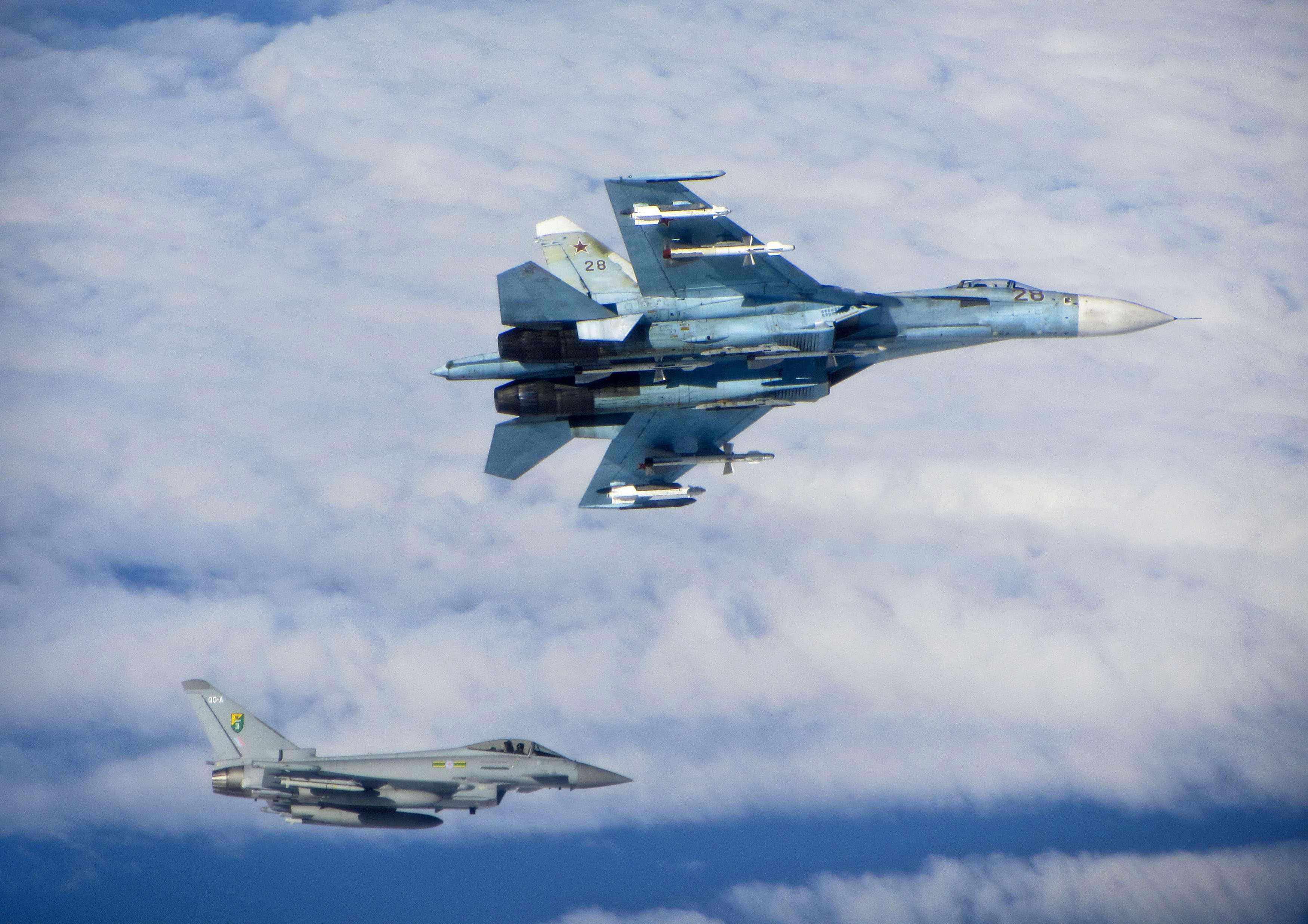 Ρωσικά μαχητικά «αναχαίτισαν» αεροπλάνα των ΗΠΑ και της Νορβηγίας
