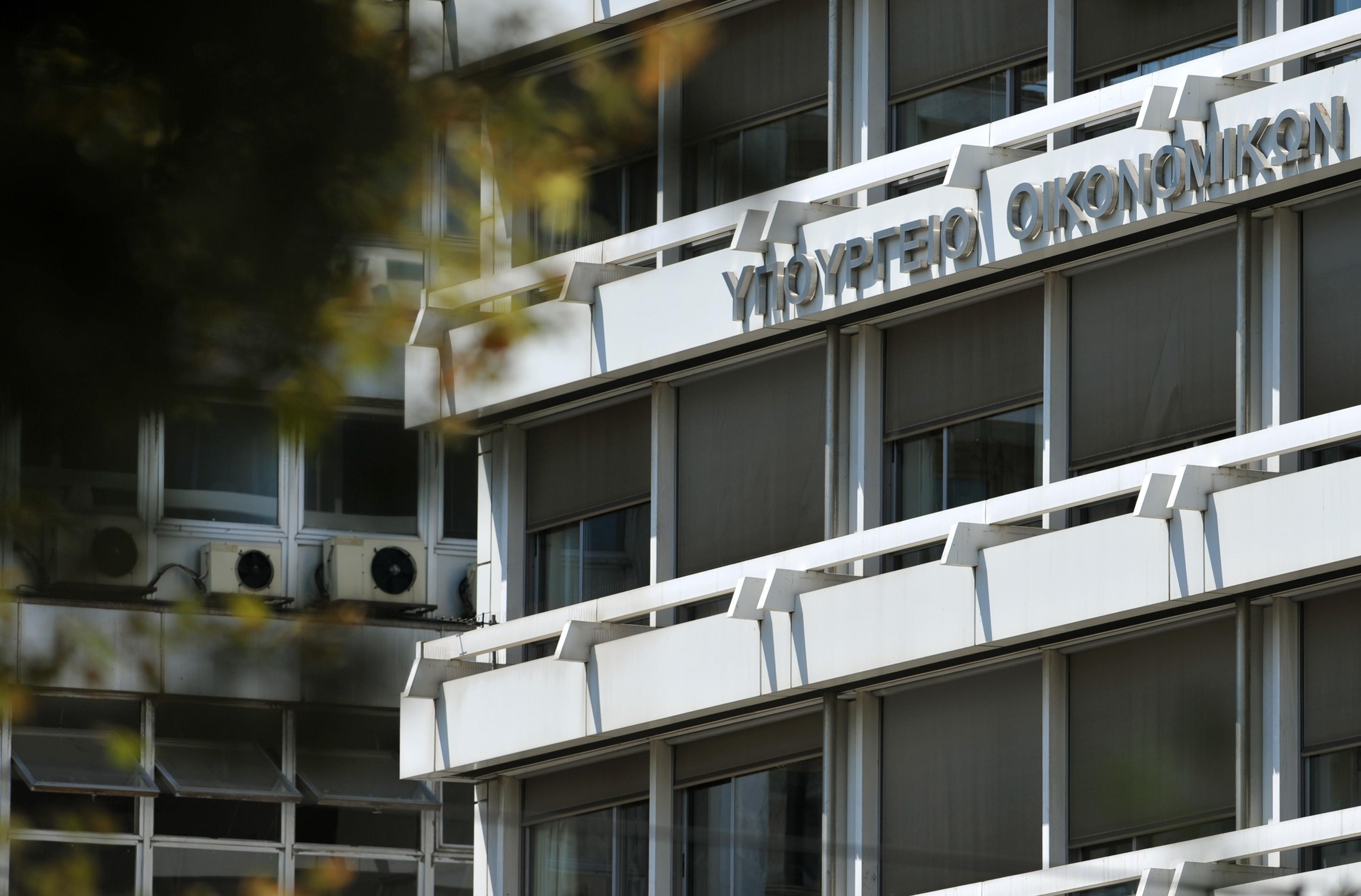 ΥΠΟΙΚ: Η ολοκλήρωση του προγράμματος μόνη προϋπόθεση για το χρέος