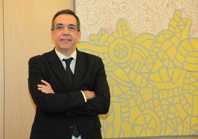 Φραγκιαδάκης: Φέρτε πίσω κεφάλαια για να γίνουν επενδύσεις