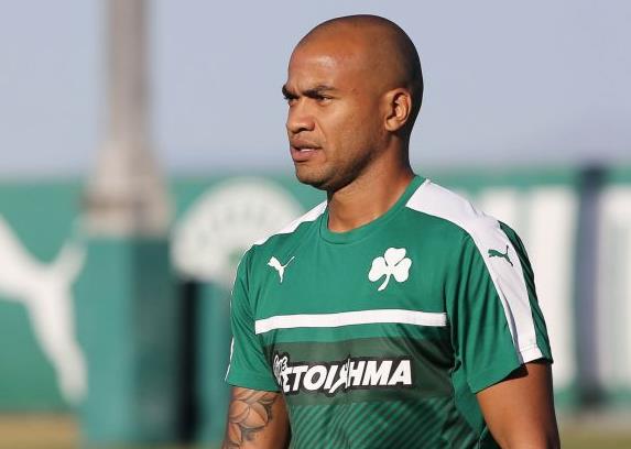 Νοκ άουτ για δύο εβδομάδες Μολέδο και Βιγιαφάνες